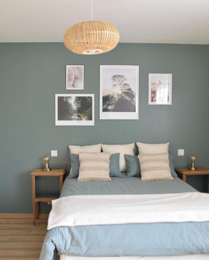 Les Rougemonts Eucalyptus Hotell Champguyon Eksteriør bilde